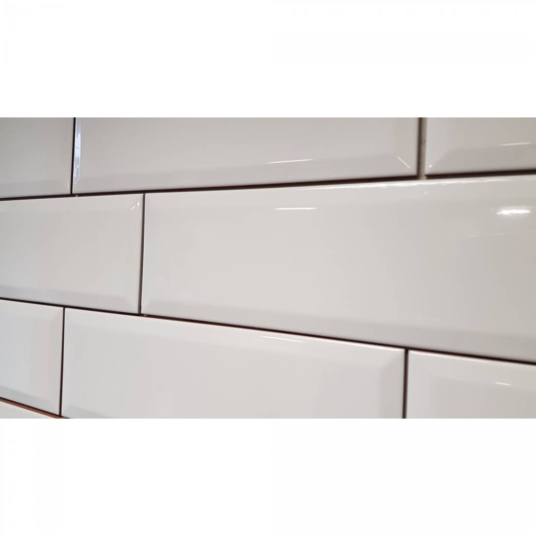 Biselado 10x30 White Matt Bevelled